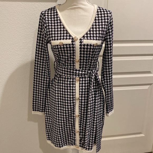 SHEIN dress houndstooth black and white gold tone buttons, preppy, size S - Picture 2 of 7